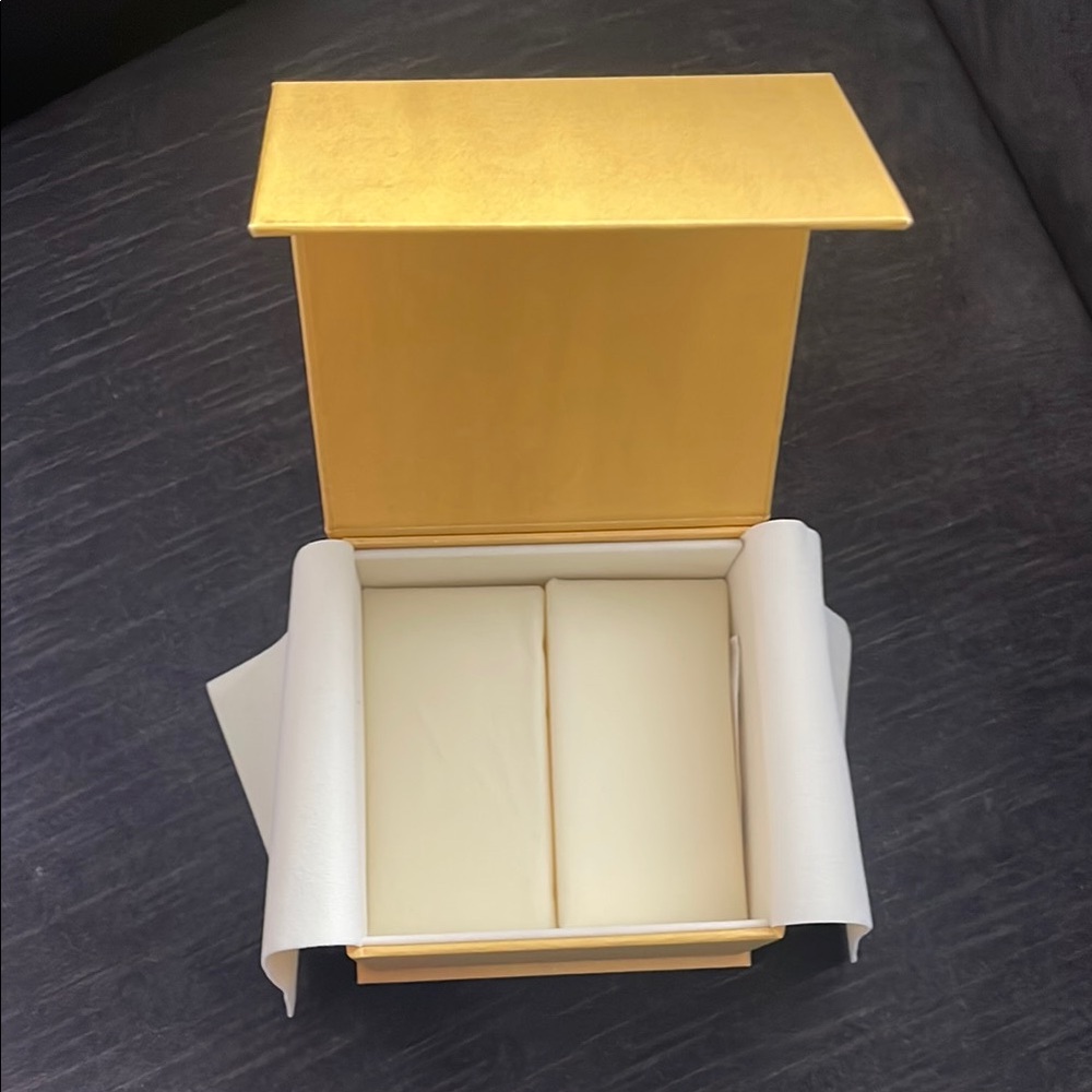 Fendi Gold Box - Picture 4 of 5